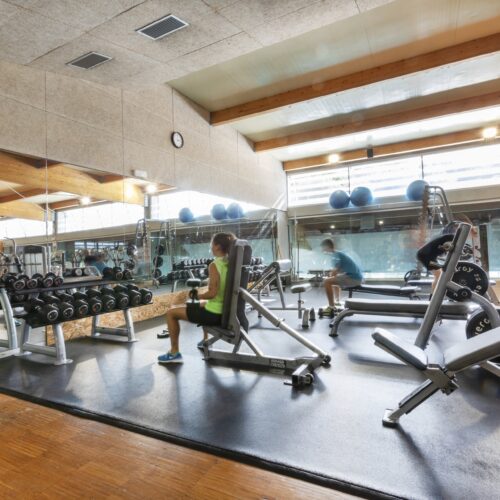 Sala de fitness muscular